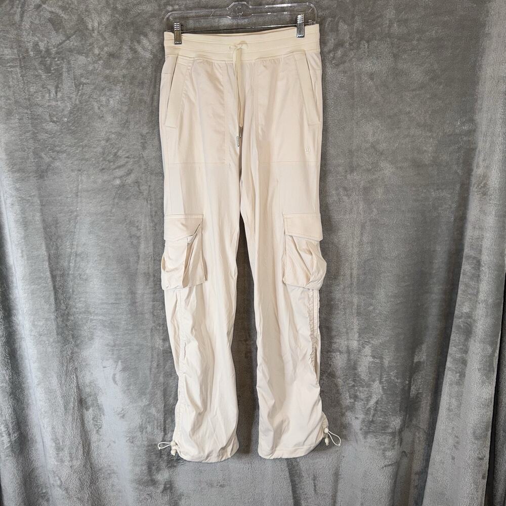 Lululemon Dance Studio Relaxed Fit Mid Rise Cargo Pant Light Ivory Cream Size XS